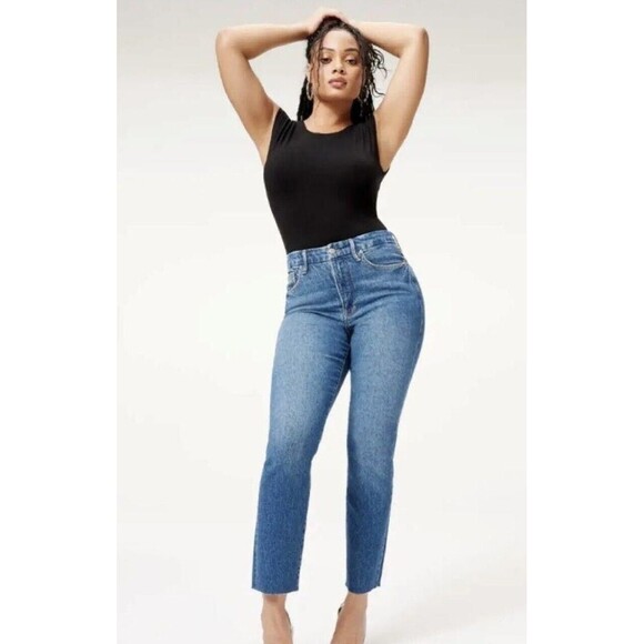 Good American Good Classic Jeans 00/24 High Rise Medium Wash Raw Hem NWT!!! - Picture 1 of 5